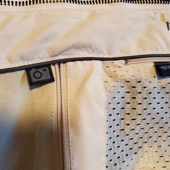 Men's Scott eVest travel vest in light khaki size M - Picture 3 of 7